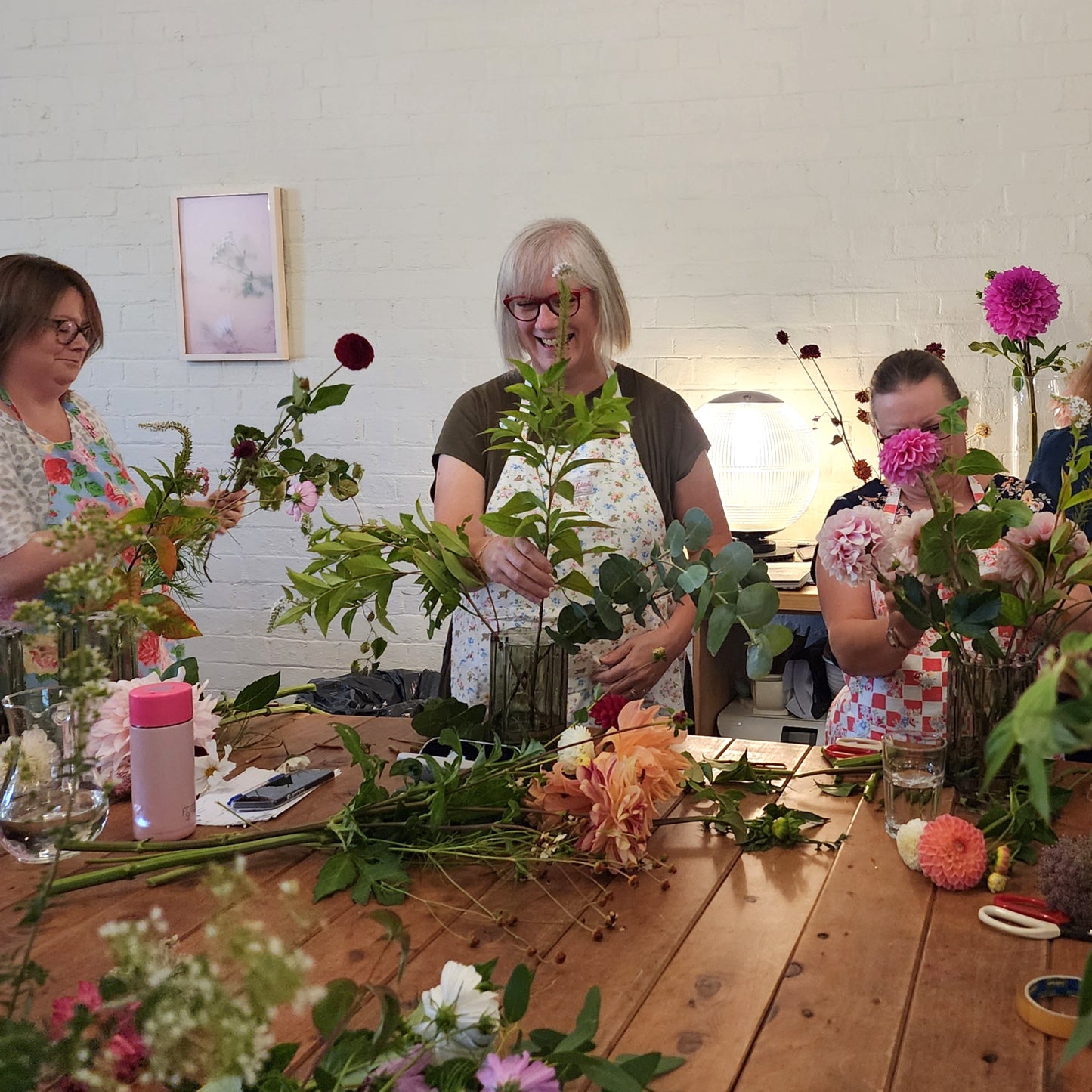 Mother's Day Workshop: Vase Arrangement Sunday 12 May, 2pm.