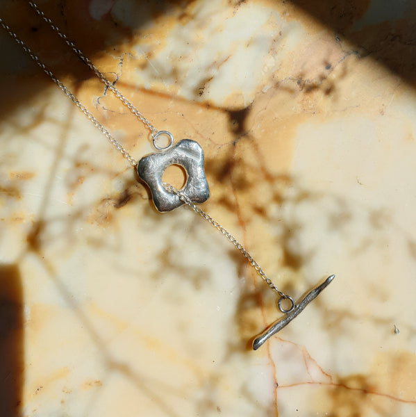 Daisy Lock Chain