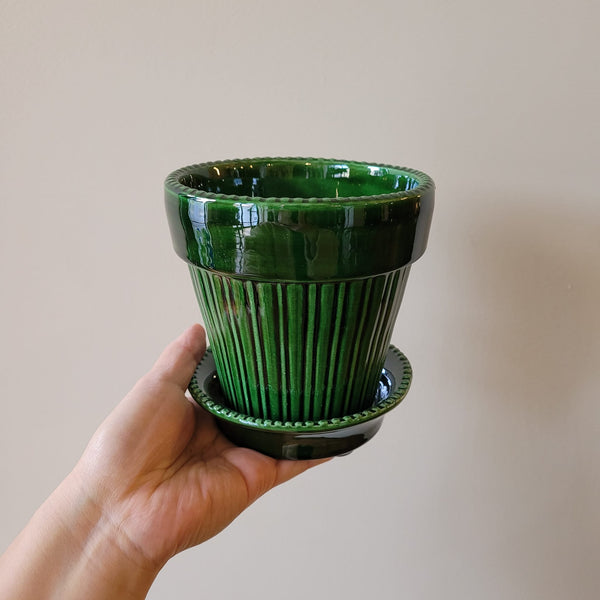 Simona - Glazed Green Emerald
