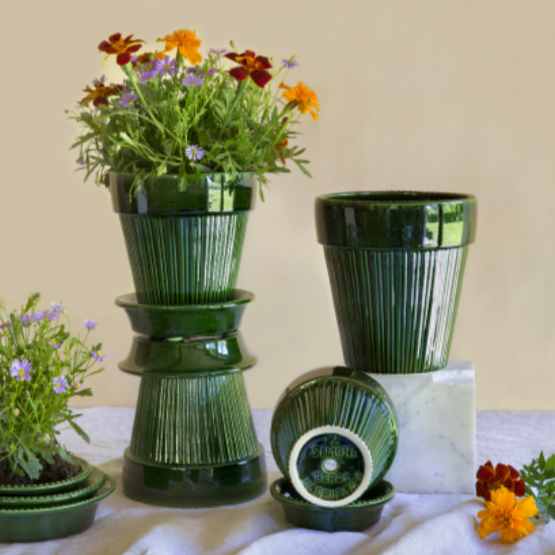 Simona - Glazed Green Emerald